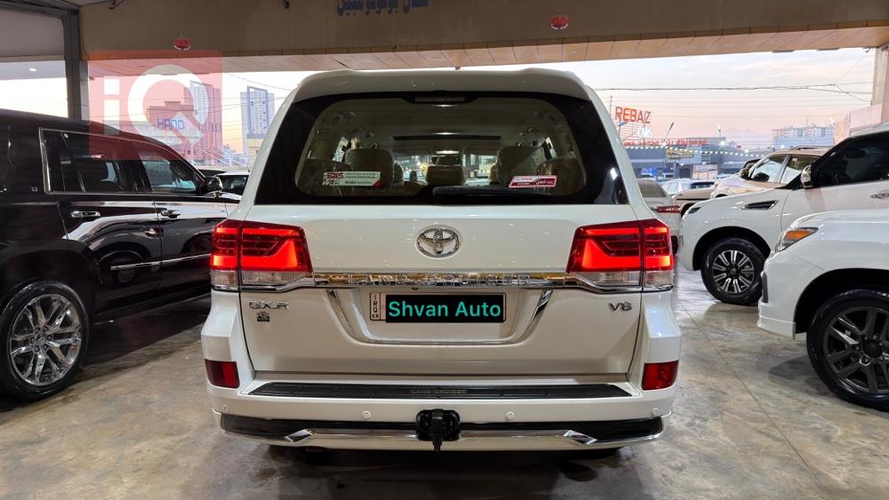 تويوتا لاندكروزر